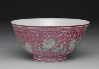 图片[2]-Tea bowl with chrysanthemum on a carved red ground in falangcai painted enamels, Qianlong reign (1736-1795), Qing dynasty-China Archive